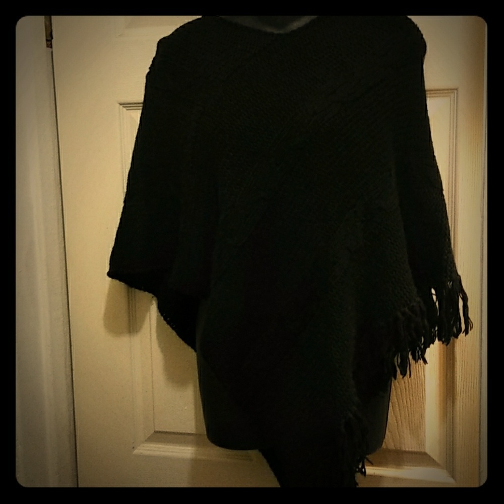 KIKIT Maurice Sasson Black Knitted Poncho